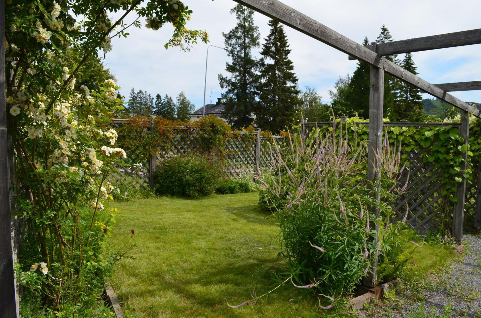 Soergardens Logi Bed and Breakfast Härnösand Eksteriør billede